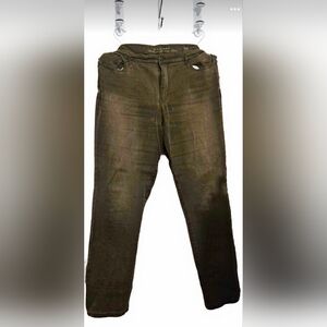 Gloria Vanderbilt Woman's Pants